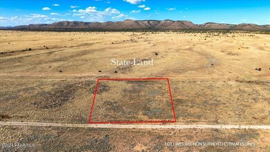 3294 W Limestone Dr, Paulden, AZ 86334 - photo 4