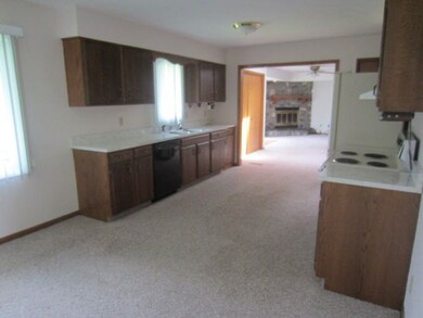 22897 Mulberry Ct, Goshen, IN 46528 - photo 3