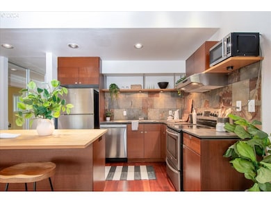 4 Touchstone unit 110, Lake Oswego, OR 97035 - photo 5