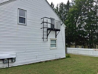 5 Schofield St, West Warwick, RI 02893 - photo 3