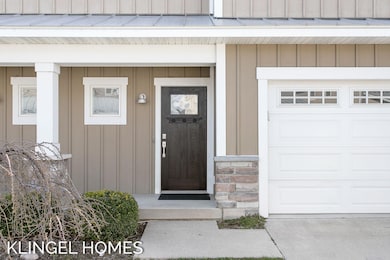 42-web-or-mls-920-w-savidge-st