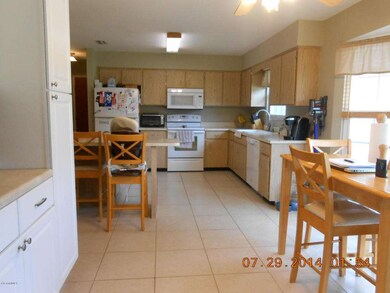 Kitchen Dining Area