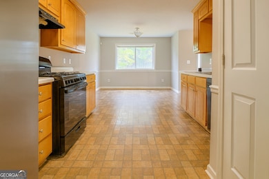 8596 Guthrie Dr, Riverdale, GA 30274 - photo 5