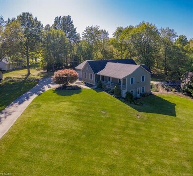 4300 Hawthorne Ave, Sheffield Lake, OH 44054 - photo 6