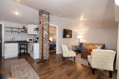 504 Buchanan St unit 506, Red Wing, MN 55066 - photo 6