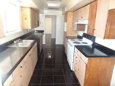 2908 Pierce Ave, El Paso, TX 79930 - photo 4