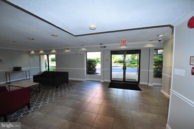 6143 Leesburg Pike unit 401, Falls Church, VA 22041 - photo 4