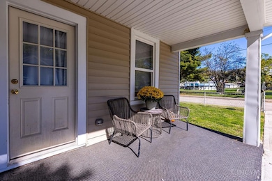 215 Symmes St, Cleves, OH 45002 - photo 3