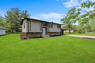 3314 Montmarte Ave, Hazel Crest, IL 60429 - photo 3