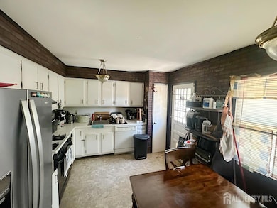 41 Poland St, Ewing, NJ 08638 - photo 5