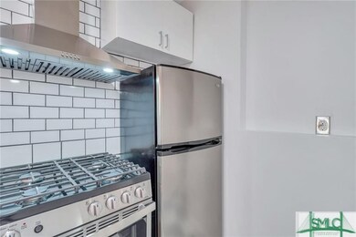 10 E 33rd St unit B, Savannah, GA 31401 - photo 4