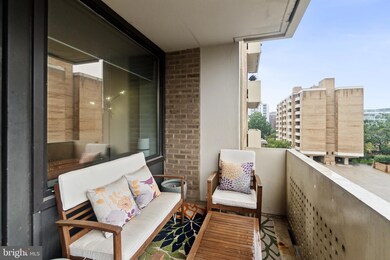 429 N St SW unit S-401, Washington, DC 20024 - photo 7