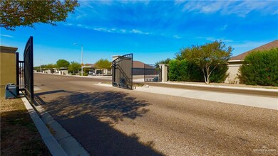 408 Carlisle Ave unit 3, Edinburg, TX 78539 - photo 3