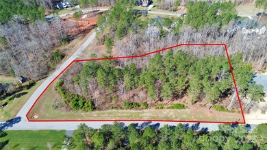 1092 Ledge Wood Ln unit 16, Clover, SC 29710 - photo 2