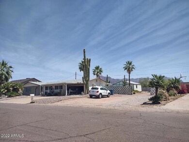 Cactus front with side gate