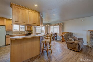 10586 P 2, Quincy, WA 98848 - photo 2