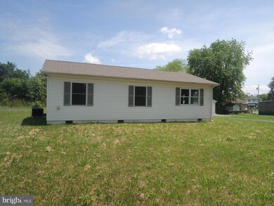 40 Muia Ln, Bunker Hill, WV 25413 - photo 4