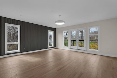 6 Back Shore Place, Gloucester, MA 01930 - photo 2