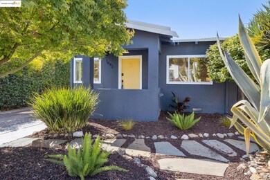 1642 10th St, Berkeley, CA 94710 - photo 3