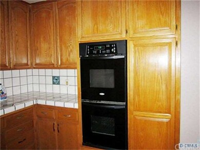 Closer Double Oven View