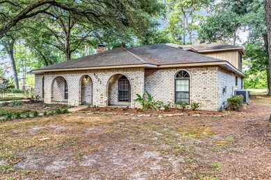 6027 Darkwood Dr, Houston, TX 77088 - photo 2