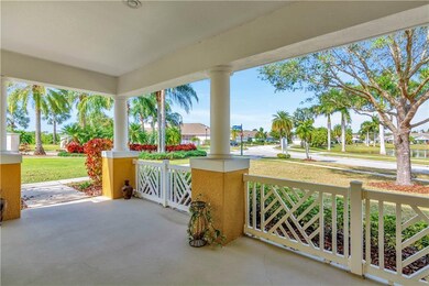 HUGE OPEN FRONT PORCH