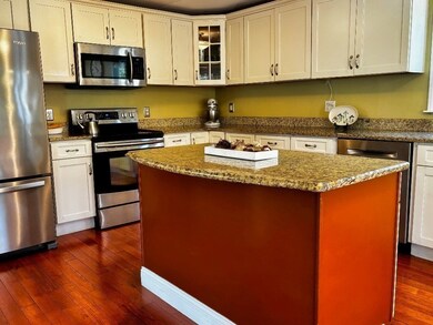 10 Plain St, Pembroke, MA 02359 - photo 7