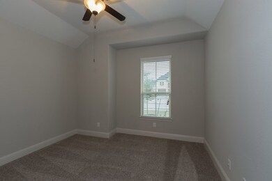 3807 Spruce Bend Ln, Spring, TX 77386 - photo 5