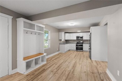 317 9th St, Osawatomie, KS 66064 - photo 3