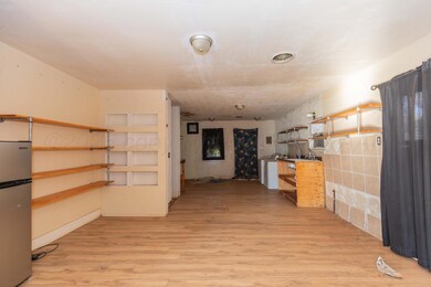 605 & 607 N Wall St, Shamrock, TX 79079 - photo 6