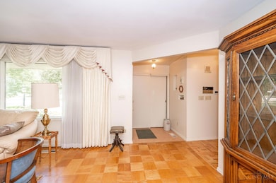 513 Chisholm Trail, Cincinnati, OH 45215 - photo 5