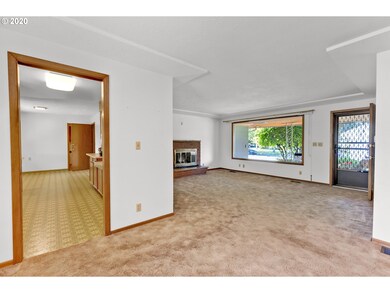 Living Room/Dining Room