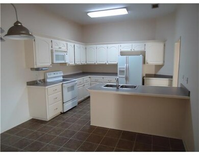 188 Wildwood Dr, Pineville, LA 71360 - photo 4