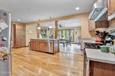 13-Kitchen to Dining