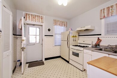 5106 W Oakdale Ave, Chicago, IL 60641 - photo 6