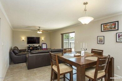 4 Dining Area