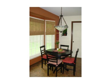 Kitchen Eating Area with Bay Window