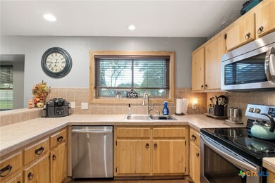 417 Dove, Victoria, TX 77905 - photo 6