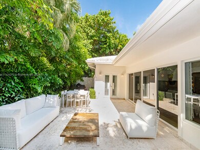 310 W Enid Dr, Key Biscayne, FL 33149 - photo 4