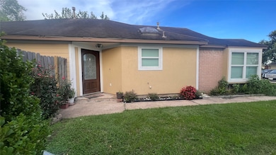 6018 Beaconridge Dr, Houston, TX 77053 - photo 2