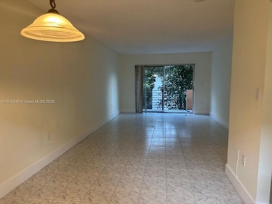 365 NE 125th St unit 206, North Miami, FL 33161 - photo 2