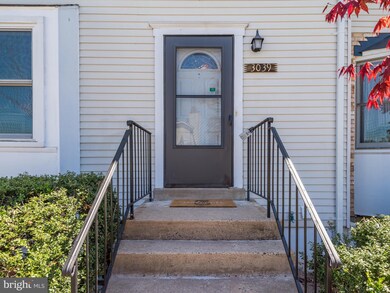 3039 White Birch Ct, Fairfax, VA 22031 - photo 2