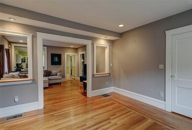 64 Marbury Ave unit 1, Pawtucket, RI 02860 - photo 5