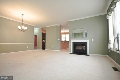 6832 Averbach Ct, Warrenton, VA 20187 - photo 4