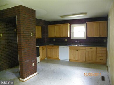 630 Tritapoe Dr, Knoxville, MD 21758 - photo 3