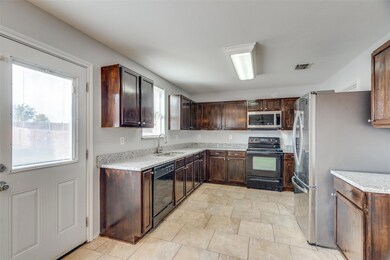 1015 Ann Dr, Wylie, TX 75098 - photo 3