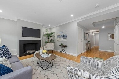 105 Winthrop Rd unit 2, Brookline, MA 02445 - photo 4