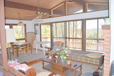 104 Lookout Dr, Hawley, PA 18428 - photo 2