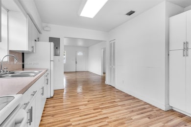 3840 SW 91st Ave unit A, Miami, FL 33165 - photo 7