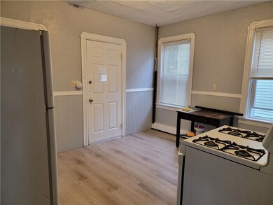 82 Huron St, Providence, RI 02908 - photo 5